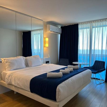 Orbi City Amazing Apartments Batumi Luaran gambar
