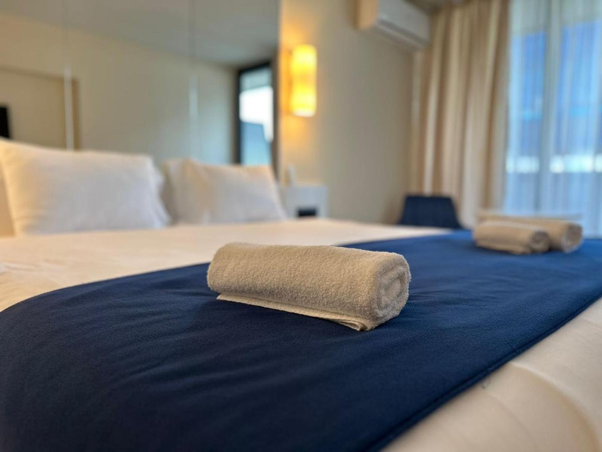 Orbi City Amazing Apartments Batumi Luaran gambar