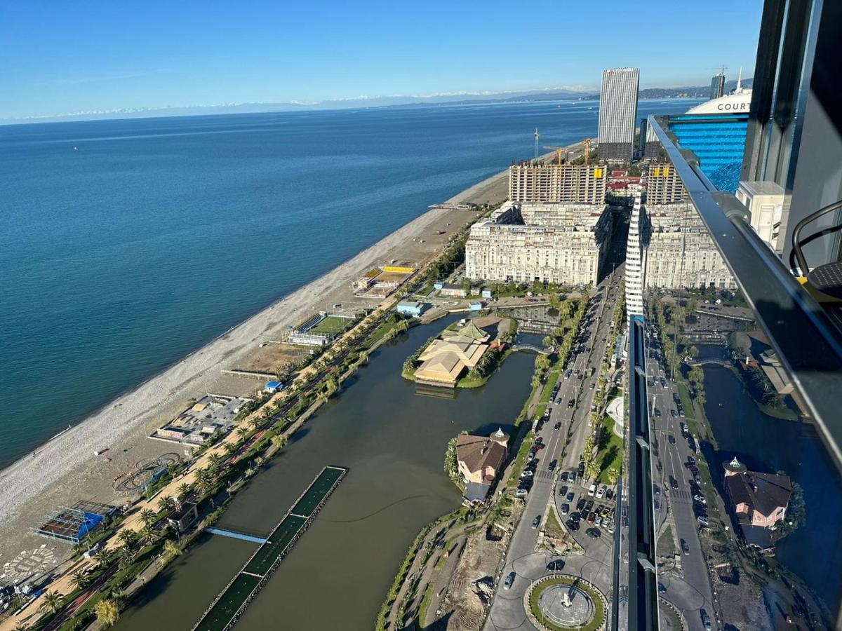 Orbi City Amazing Apartments Batumi Luaran gambar